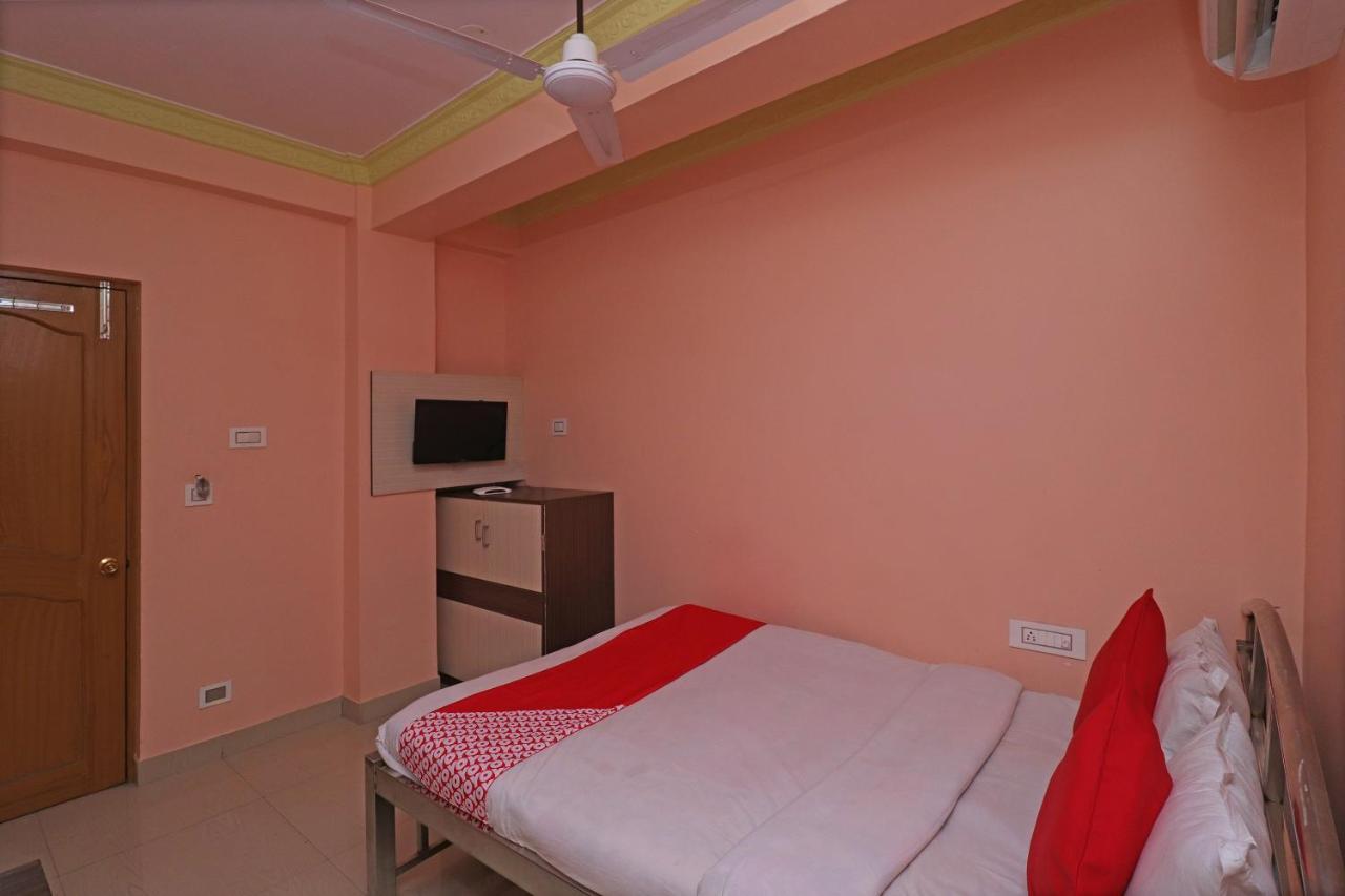 Oyo 30341 Hotel Nilachal Krishnanagar Экстерьер фото
